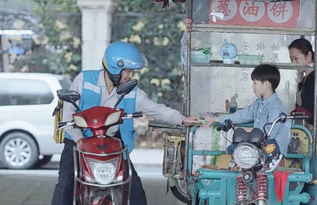 网约车司机过剩_外卖骑手行业饱和_开网约车也能送外卖