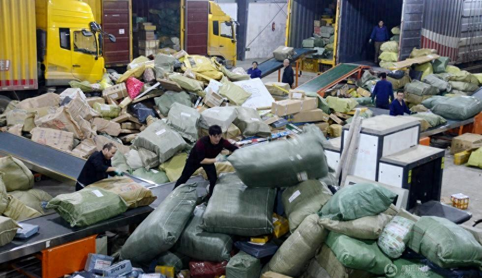 中年人三大兜底职业 网约车 送外卖 送快递_开网约车也能送外卖